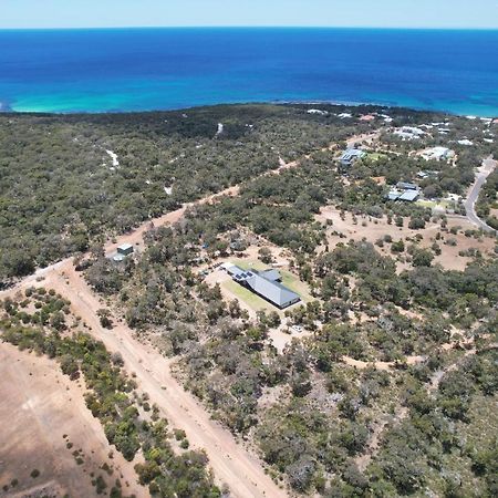 Eagle Bay House Bed & Breakfast Дънсбъро Екстериор снимка