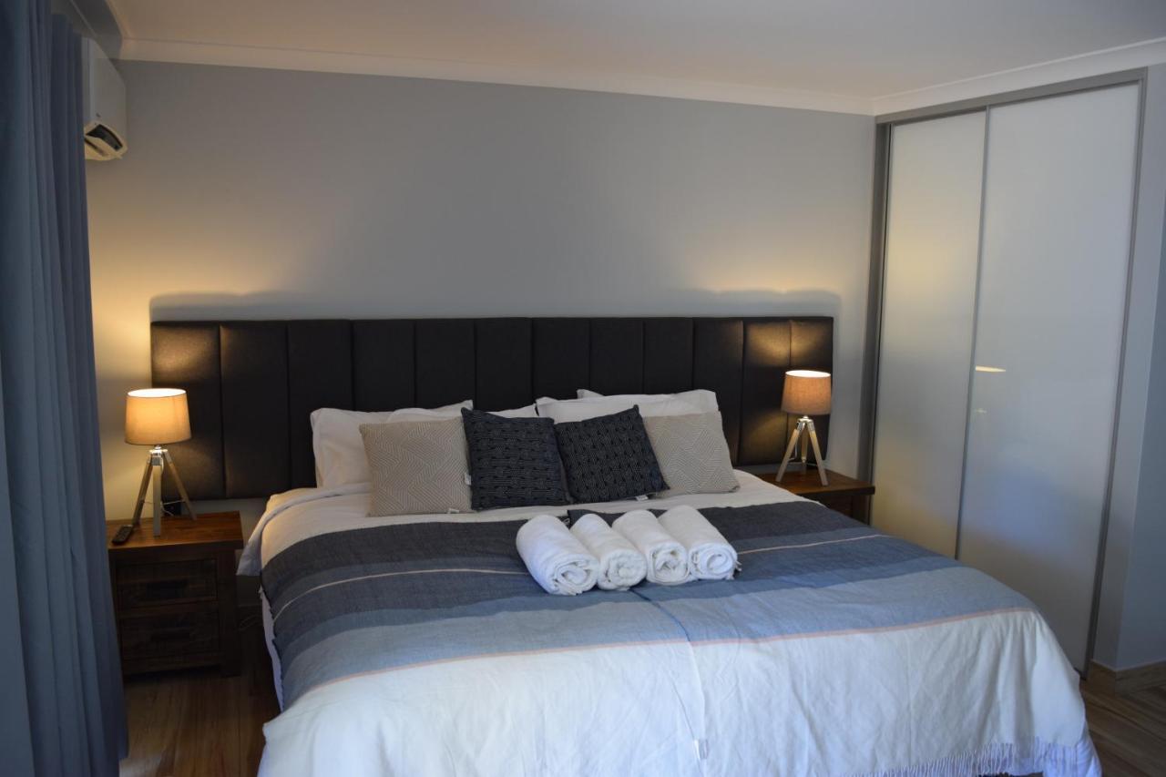 Eagle Bay House Bed & Breakfast Дънсбъро Екстериор снимка